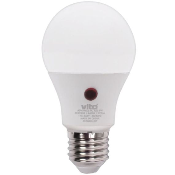 Lampadina LED con sensore crepuscolare E27 9W 835Lm 6400K luce fredda Lampadina LED con sensore crepuscolare E27 9W 835Lm 6400K luce fredda